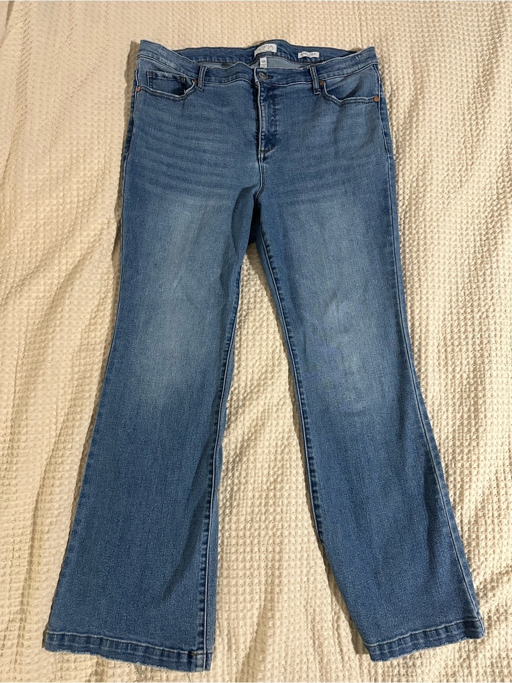 sofia by sofia vergara Medium Blue Flare Jeans